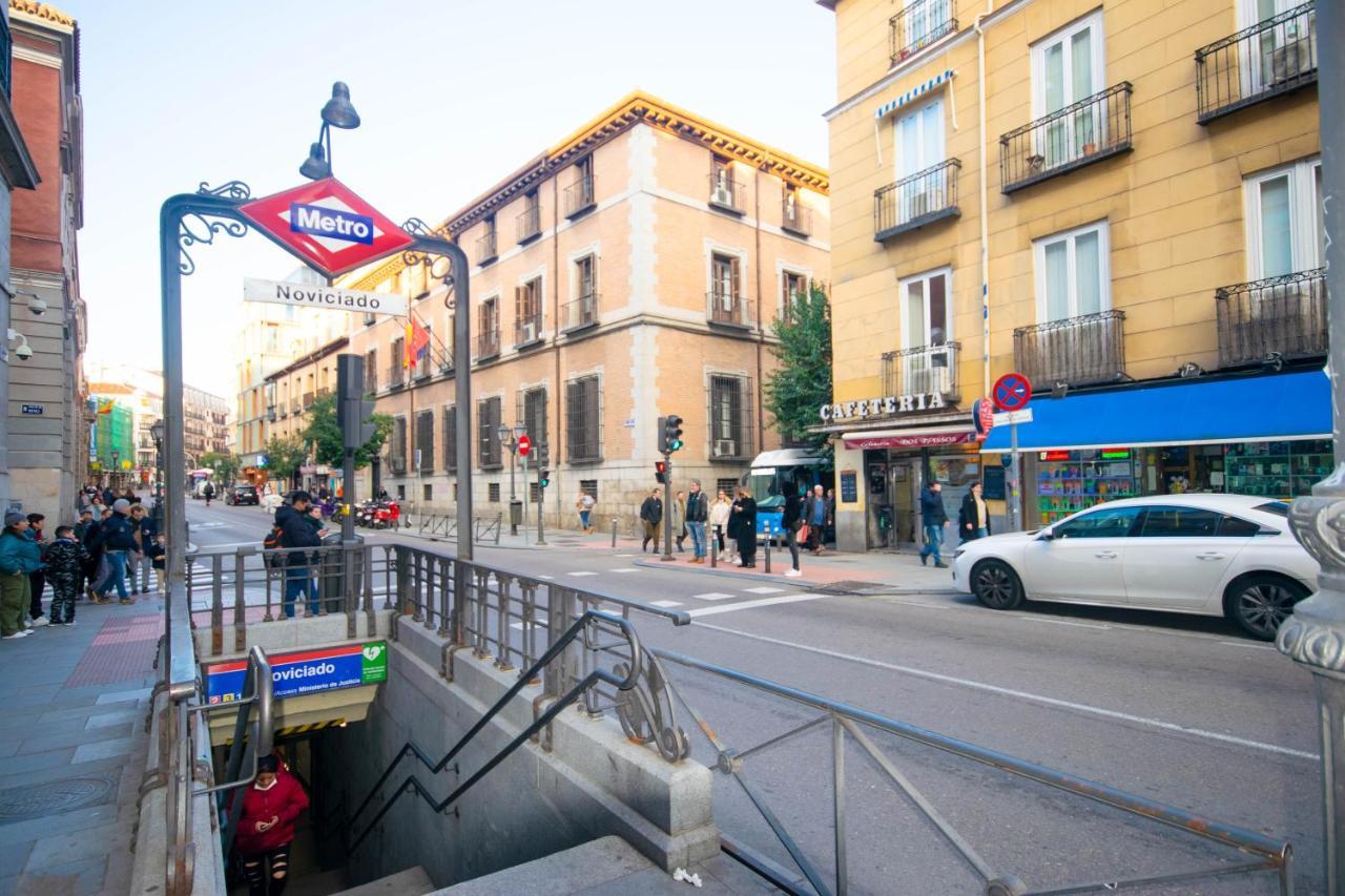 For You Rentals Apartamento Temporal Con Encanto En Malasana Min24 Madrid Bagian luar foto